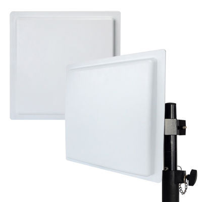 Wiegand RS232 TCP Usb Uhf Rfid Reader 20 เมตรสำหรับประตูโกดัง